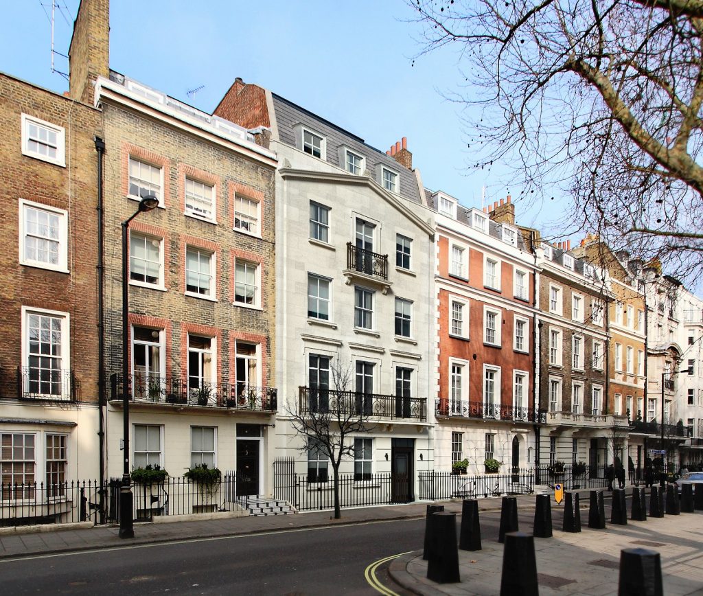 01-apartment-building-in-mayfair-small